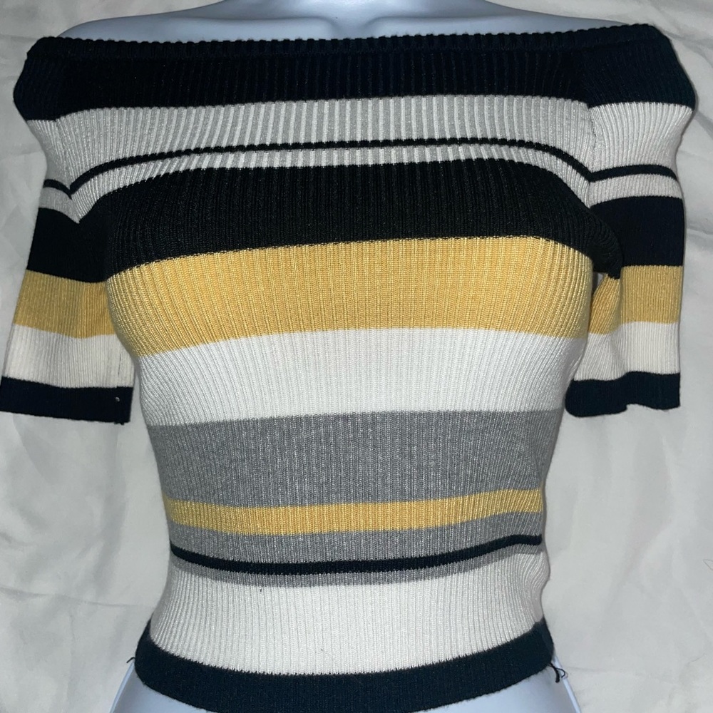 Sweater Crop Top